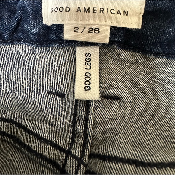 Good American GOOD LEGS RAW STEP HEM